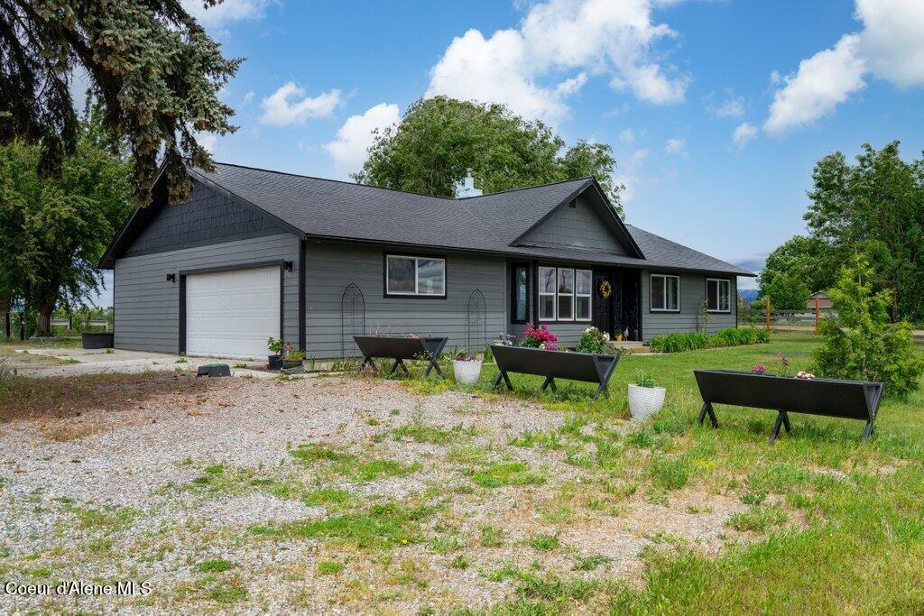 Photo of 5891 Hayden AVE, Rathdrum, ID 83858 (MLS # 26-5981)