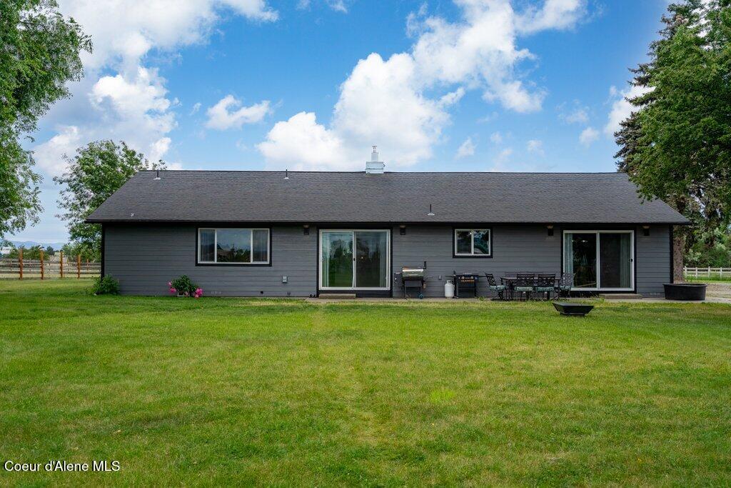 Photo of 5891 Hayden AVE, Rathdrum, ID 83858 (MLS # 26-5981)