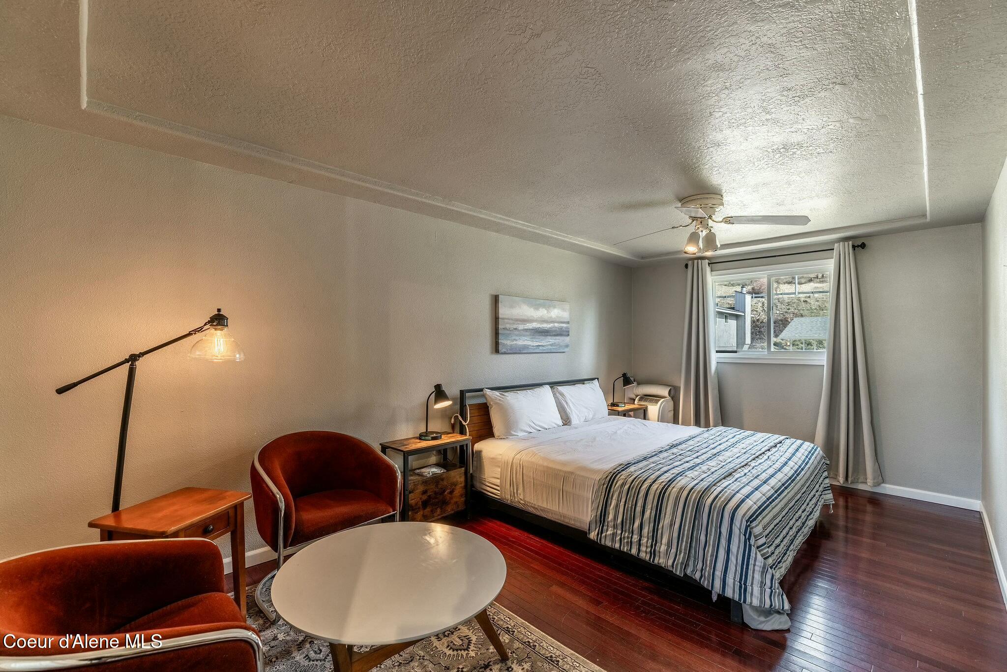 Coeur d'Alene, Idaho 83814, United States, 4 Bedrooms Bedrooms, ,2 BathroomsBathrooms,Residential,Active,94023