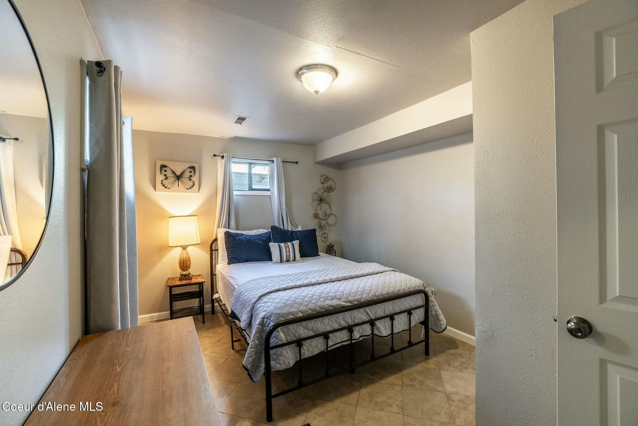 Coeur d'Alene, Idaho 83814, United States, 4 Bedrooms Bedrooms, ,2 BathroomsBathrooms,Residential,Active,94023