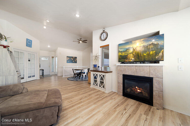 4411 N Campbell Rd, Otis Orchards, Alaska image 3
