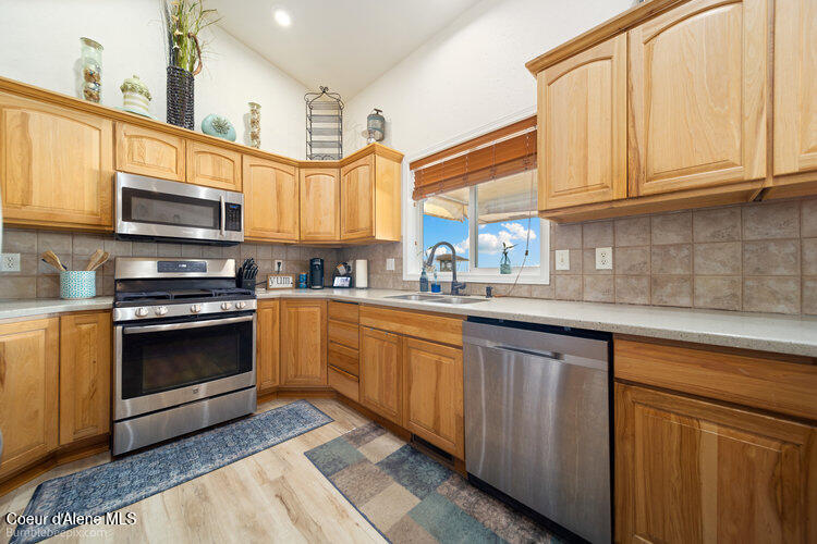 4411 N Campbell Rd, Otis Orchards, Alaska image 8