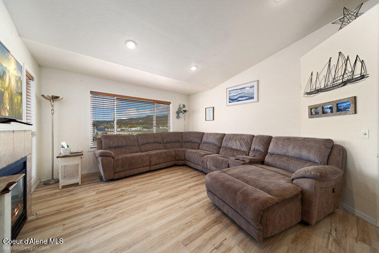 4411 N Campbell Rd, Otis Orchards, Alaska image 4