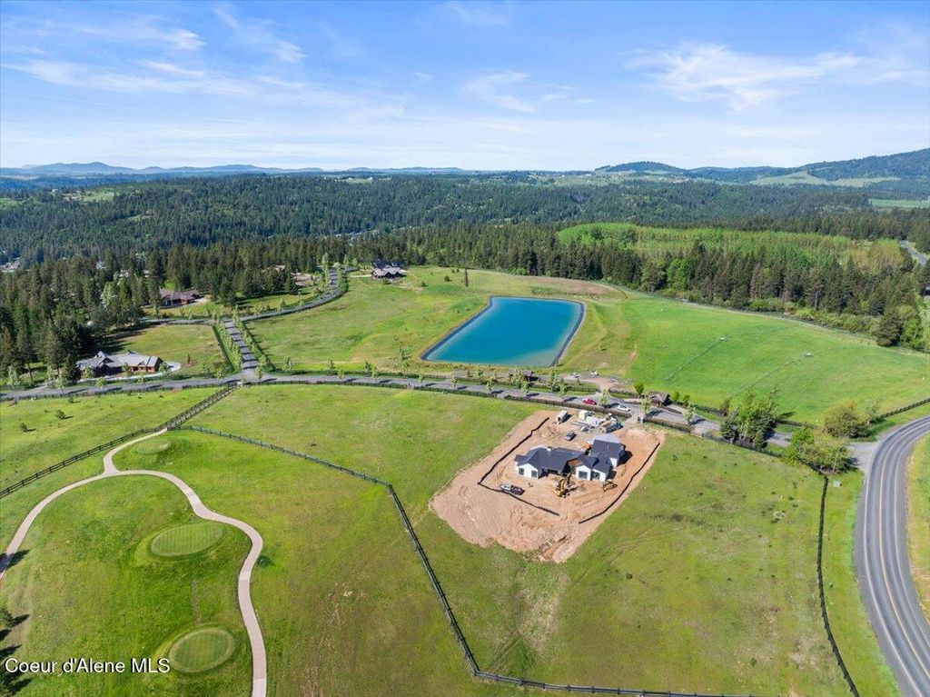 Photo of 17028 ESTRELLA Dr, Coeur dAlene, ID 83814 (MLS # 25-4243)