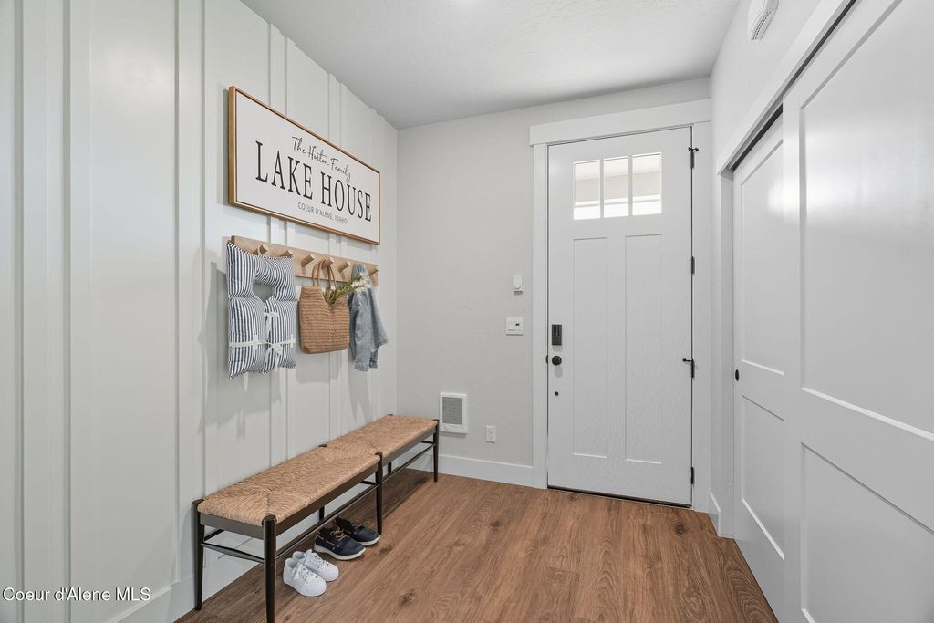 Photo of 3276 Grandmill Ln #105, Coeur dAlene, ID 83814 (MLS # 26-3685)