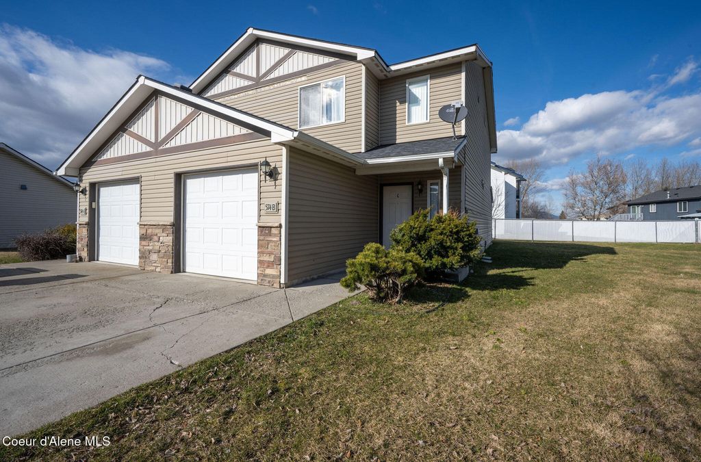 Photo of 574 HYDRA Pl #B, Post Falls, ID 83854 (MLS # 25-10194)