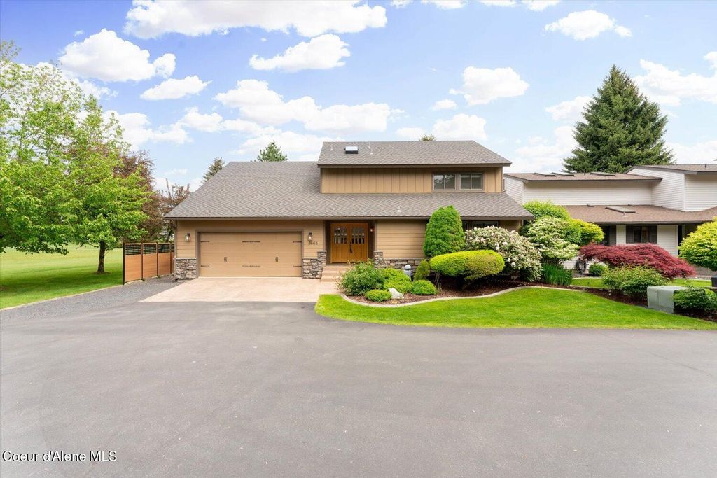 Photo of 1665 Club Ln, Hayden Lake, ID 83835 (MLS # 26-875)