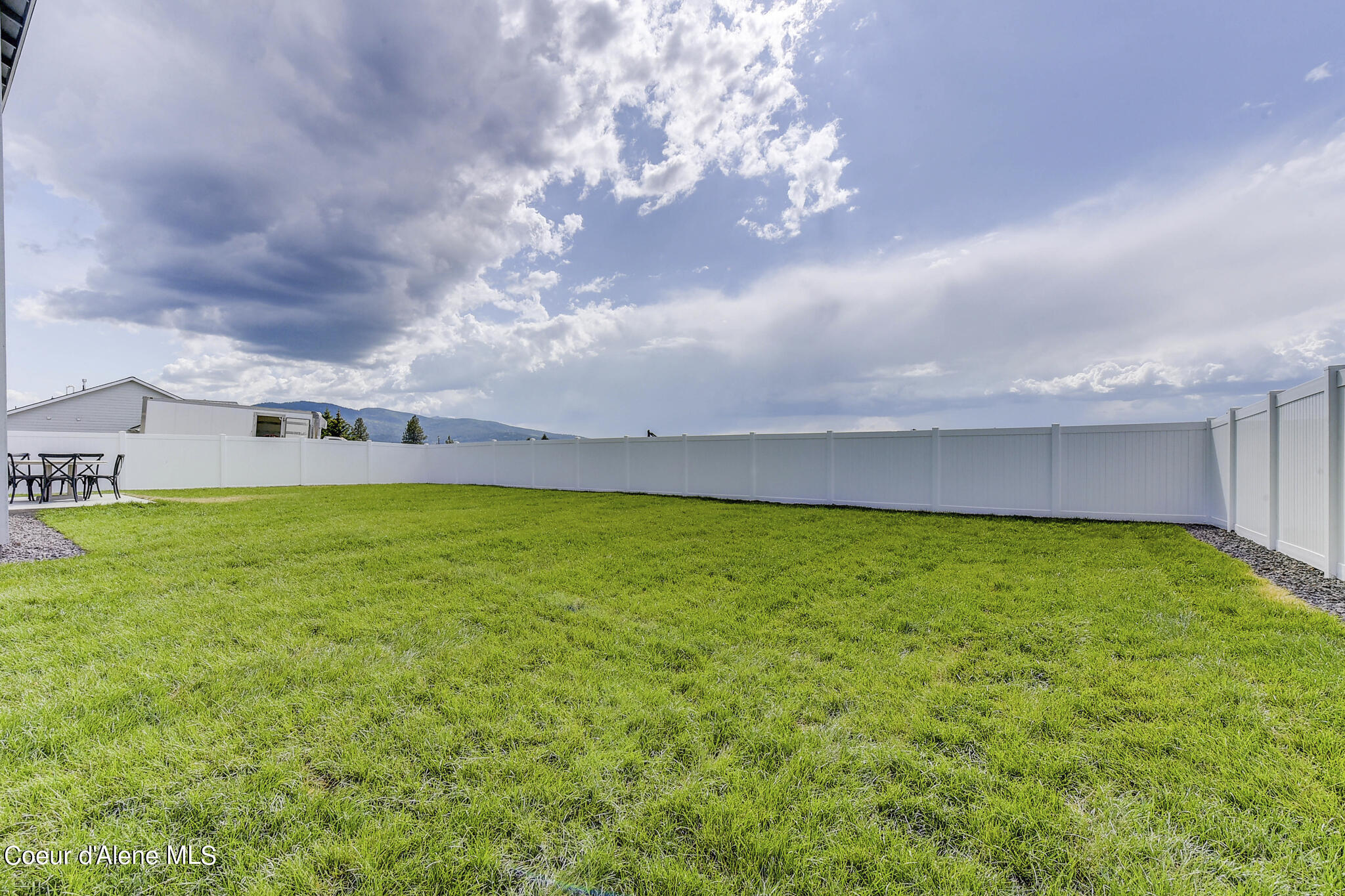 Post Falls, Idaho 83854, United States, 4 Bedrooms Bedrooms, ,3 BathroomsBathrooms,Residential,Pending,57733