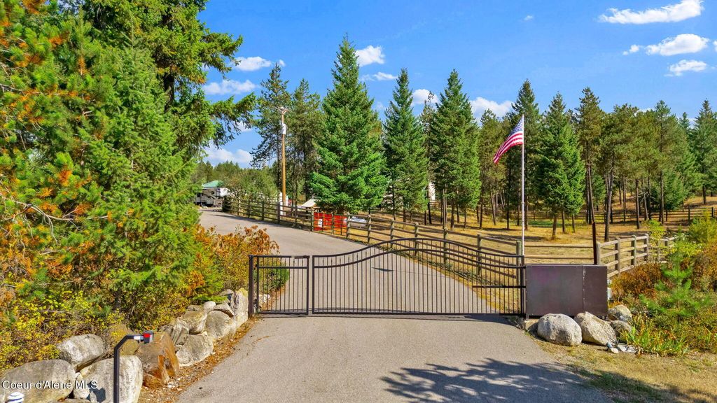 Photo of 4313 HIGHWAY 54, Spirit Lake, ID 83869 (MLS # 25-9645)