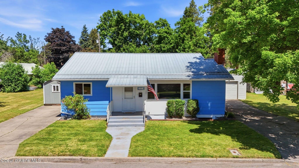 Photo of 1313 Birch AVE, Coeur dAlene, ID 83814 (MLS # 26-6529)