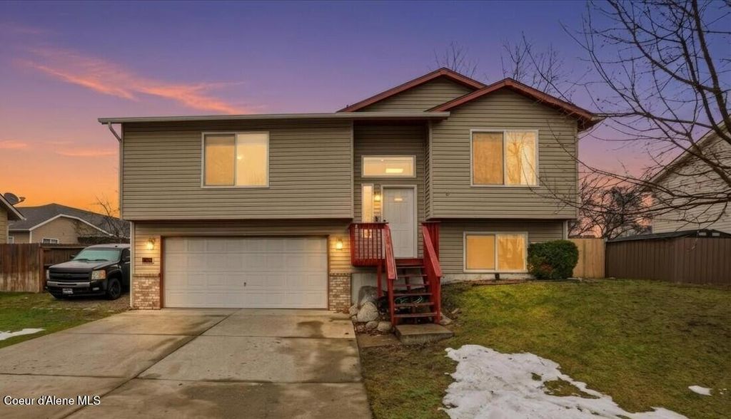 Photo of 590 Stephanie St, Post Falls, ID 83854 (MLS # 26-487)