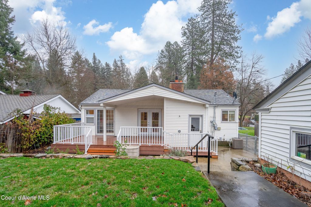 Photo of 611 12th, Coeur dAlene, ID 83814 (MLS # 26-246)