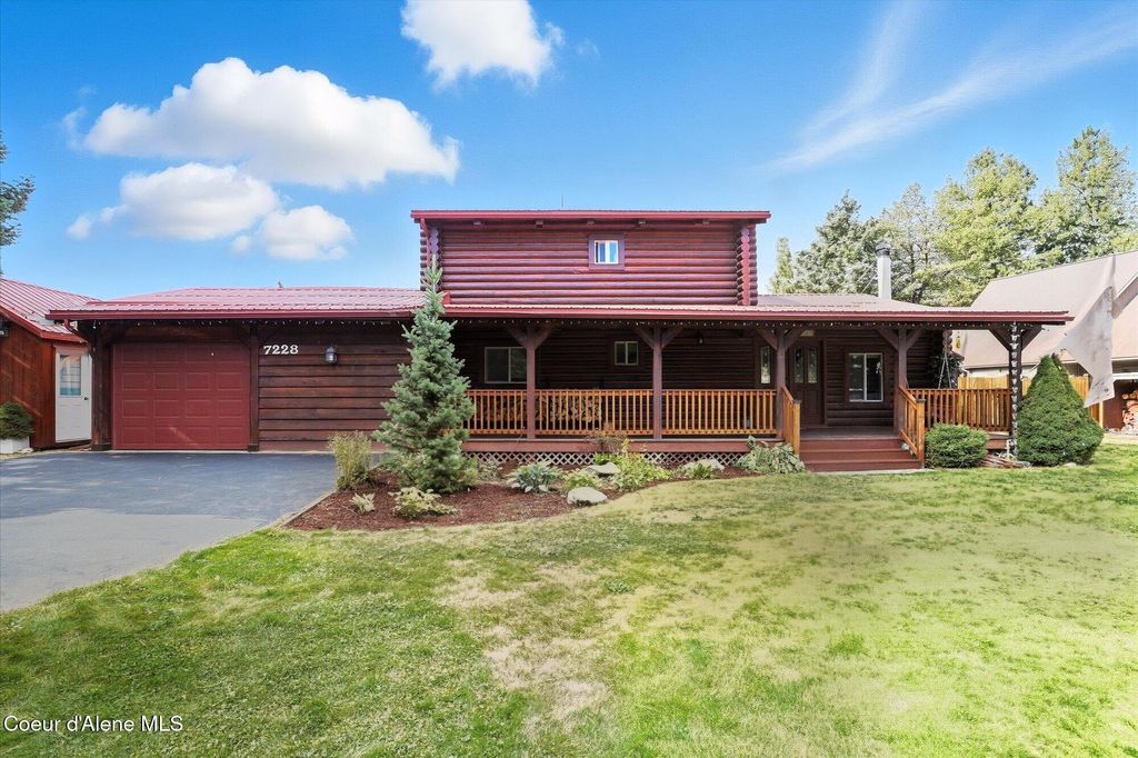 Photo of 7228 SENEQUOTEEN Trl, Spirit Lake, ID 83869 (MLS # 25-9601)