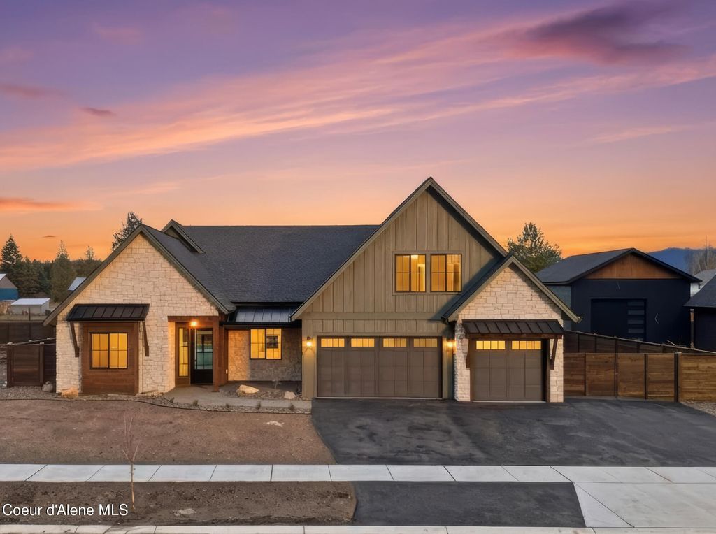 Photo of 11036 Armonia Way, Hayden Lake, ID 83835 (MLS # 26-1279)