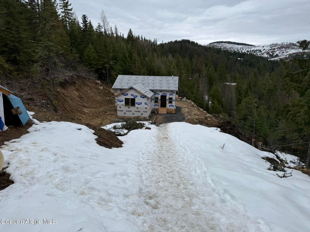 Photo of 320 Upriver View View, Fernwood, ID 83830 (MLS # 26-2778)