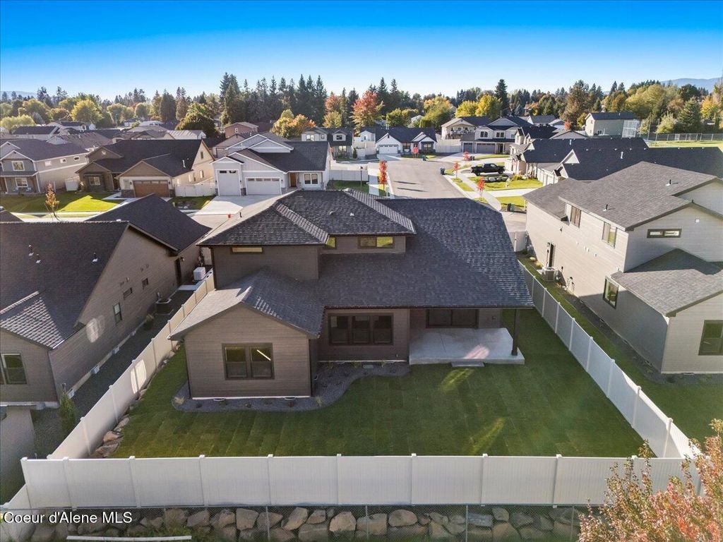 Photo of 9345 Secretariat Ln, Hayden, ID 83835 (MLS # 26-780)