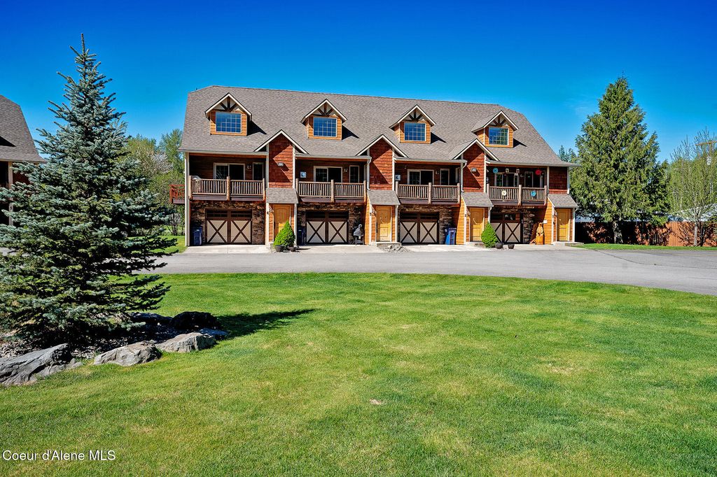 Photo of 1 Elsie Peak Ct #B1, BLDG B, Pinehurst, ID 83850 (MLS # 26-1253)