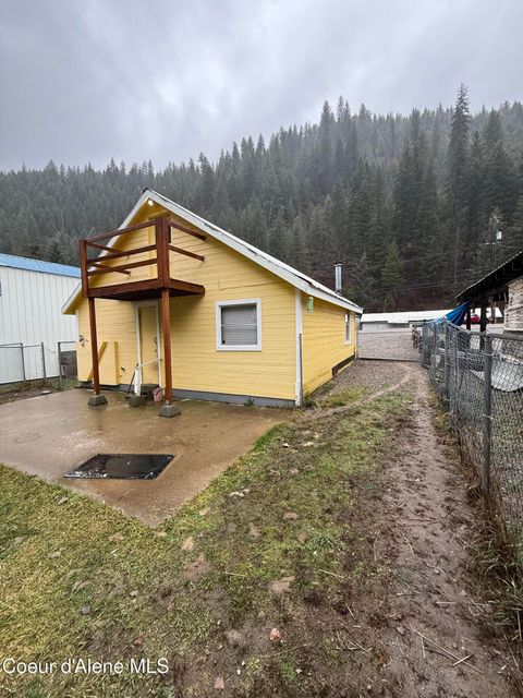 Photo of 492 Burke Rd Rd, Wallace, ID 83873 (MLS # 25-11559)