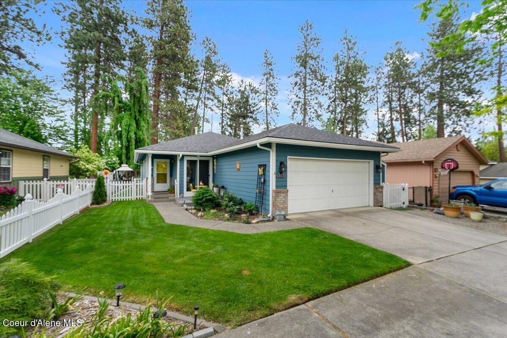 Photo of 207 Harbor Park Park, Post Falls, ID 83854 (MLS # 26-5437)