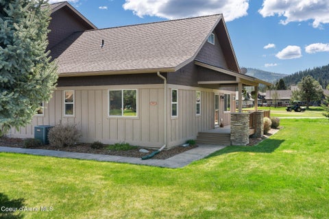 Townhouse For Sale - 108 Ironwood Dr<br/> Blanchard, ID 83804