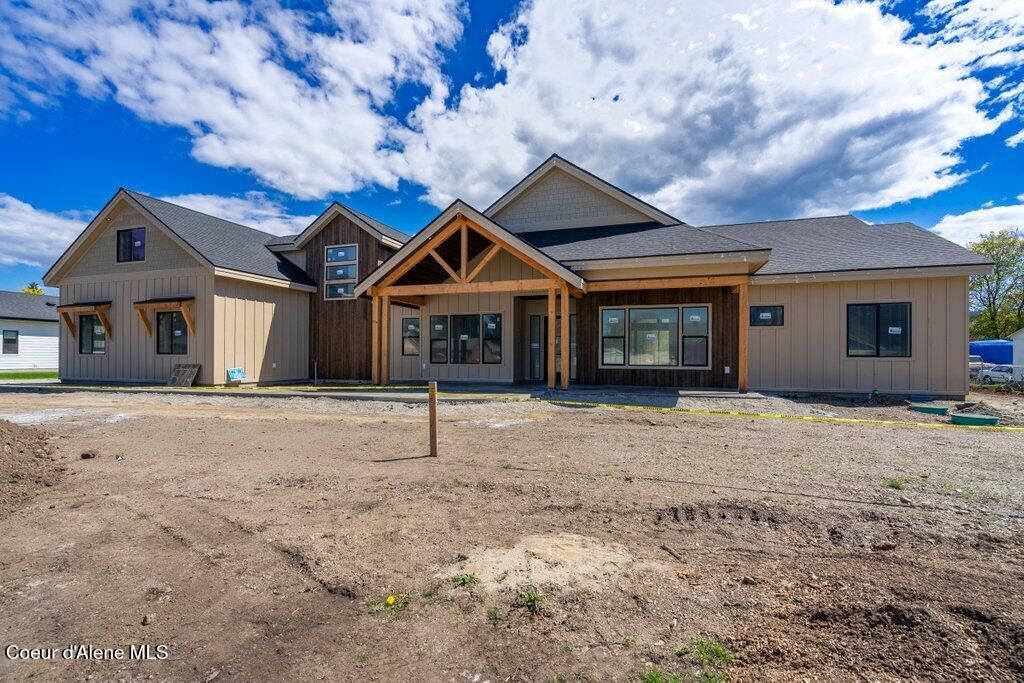 Photo of 5712 Davenport St, Dalton Gardens, ID 83815 (MLS # 26-4310)