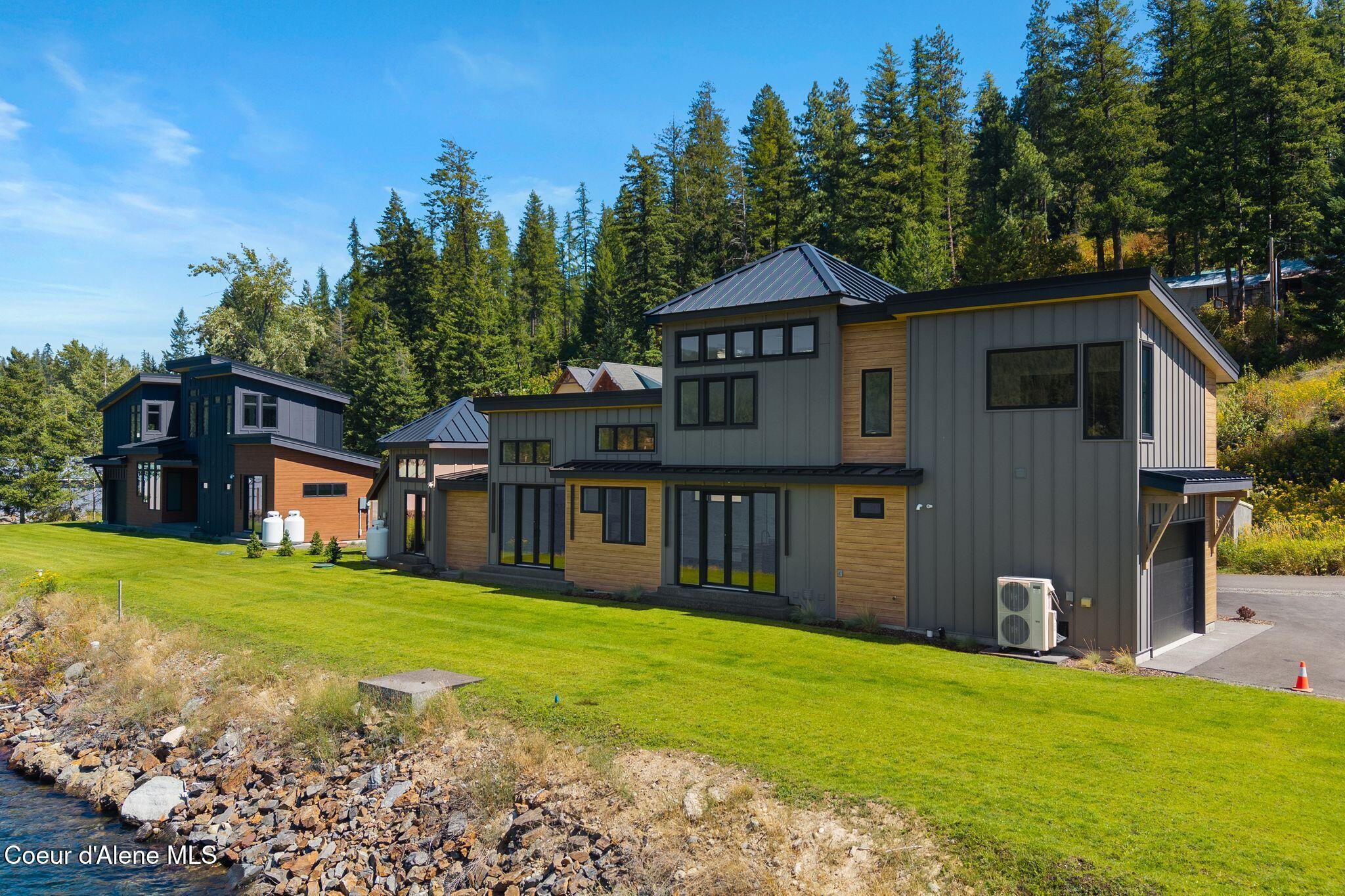 1808 Garfield Bay