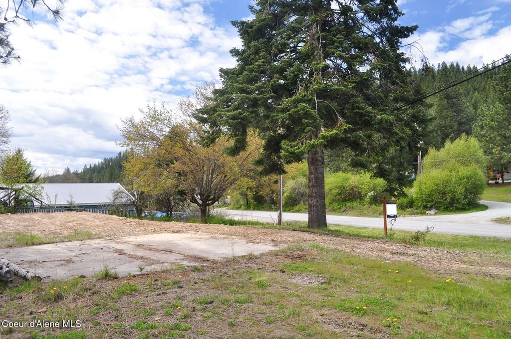 Photo of 41476 Riverview Dr, Kingston, ID 83839 (MLS # 25-5868)