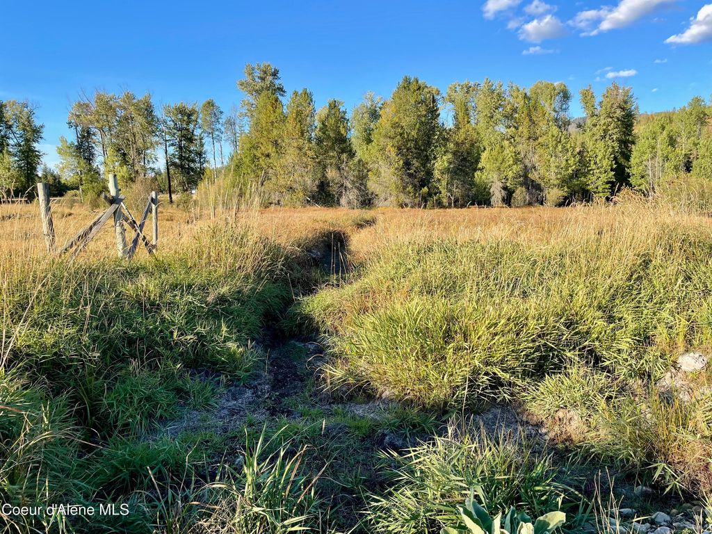 Photo of NNA Red Alder Drive Drive, Careywood, ID 83809 (MLS # 25-10326)