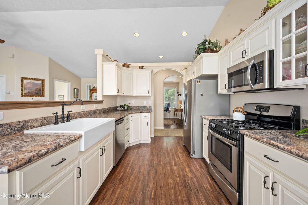 Photo of 1694 Cardinal AVE, Hayden, ID 83835 (MLS # 26-5307)