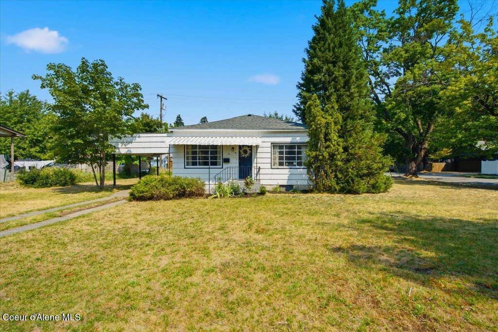 Photo of 821 Lakeside AVE, Coeur dAlene, ID 83814 (MLS # 26-8132)