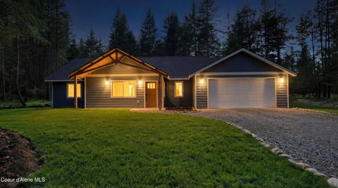 Photo of 329 Hardy Loop, Bonners Ferry, ID 83805 (MLS # 26-3157)