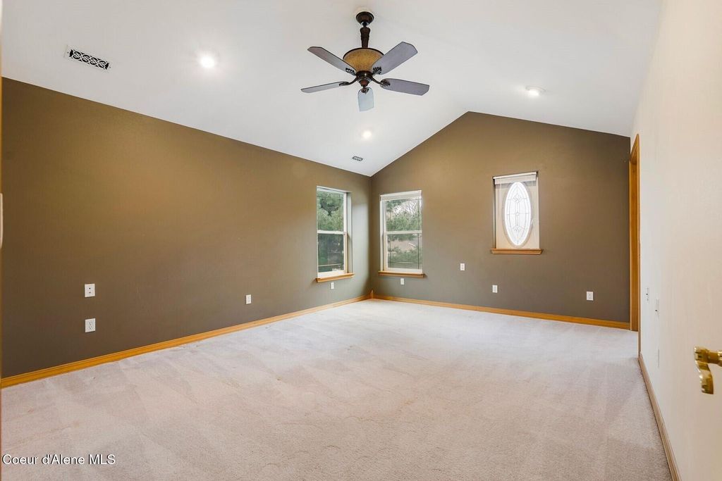 Photo of 3009 Kelrose Ln, Sandpoint, ID 83864 (MLS # 26-3635)