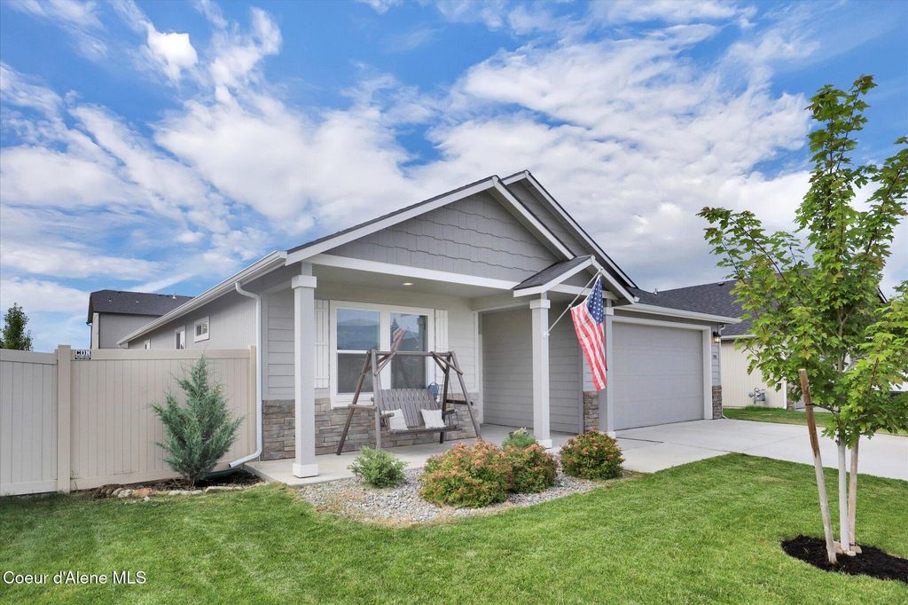 Photo of 5994 Alliance St, Rathdrum, ID 83858 (MLS # 26-2241)
