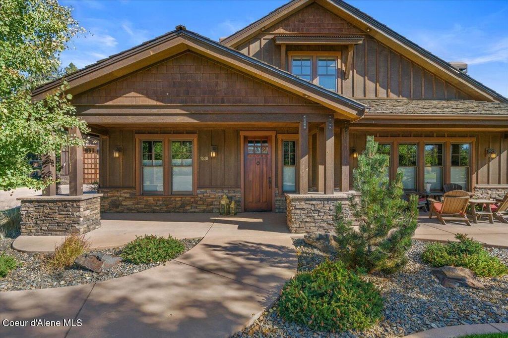 Photo of 1538 BRUIN Loop, Hayden, ID 83835 (MLS # 25-10311)