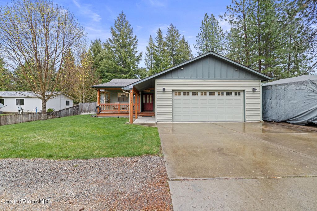 Photo of 31856 10TH Ave, Spirit Lake, ID 83869 (MLS # 26-3878)