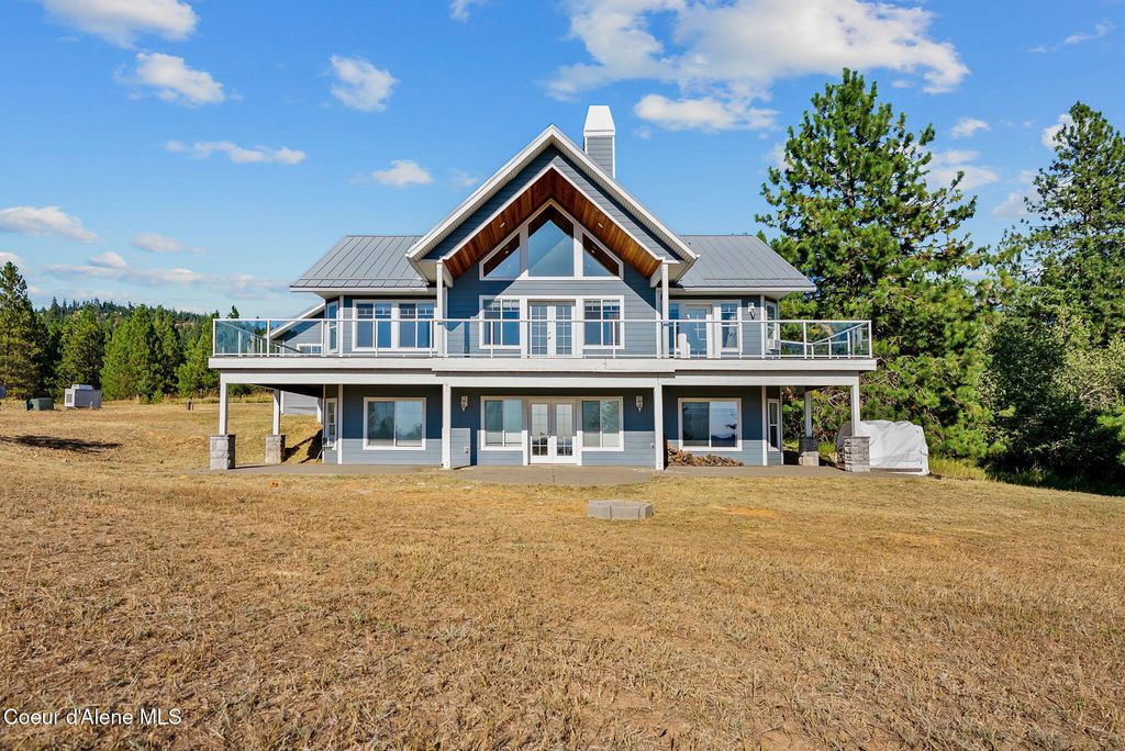 Photo of 2953 Badger Rd, Harrison, ID 83833 (MLS # 26-7016)