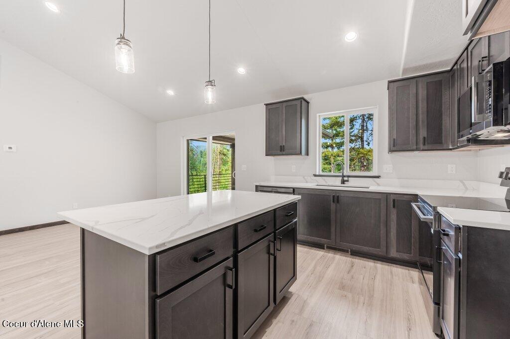 Photo of 9490 Sunnyside Rd, Sandpoint, ID 83864 (MLS # 26-8098)