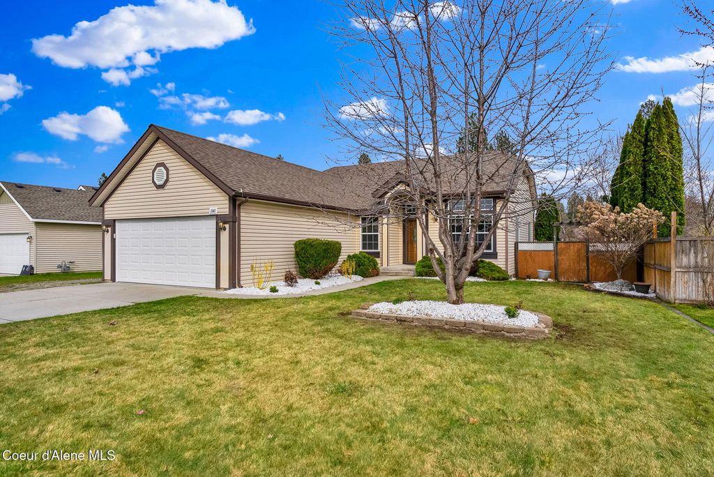 Photo of 6940 EPERIVER Ln, Coeur dAlene, ID 83815 (MLS # 26-2928)