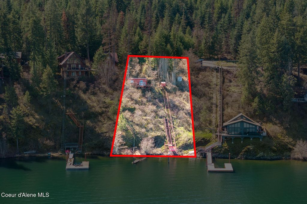 Photo of 3797 Bridgeview Dr, Coeur dAlene, ID 83814 (MLS # 26-2847)