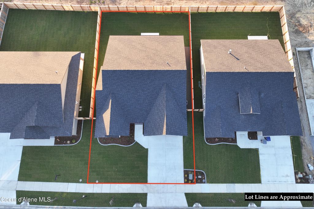 Photo of 2081 Aspen, Sandpoint, ID 83864 (MLS # 26-479)