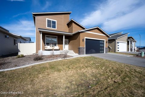 Photo of 4302 DONOVAN Ln, Post Falls, ID 83854 (MLS # 25-10786)