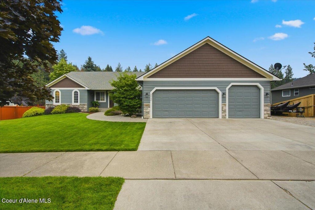 Photo of 3732 Miners LOOP, Coeur dAlene, ID 83815 (MLS # 26-8683)