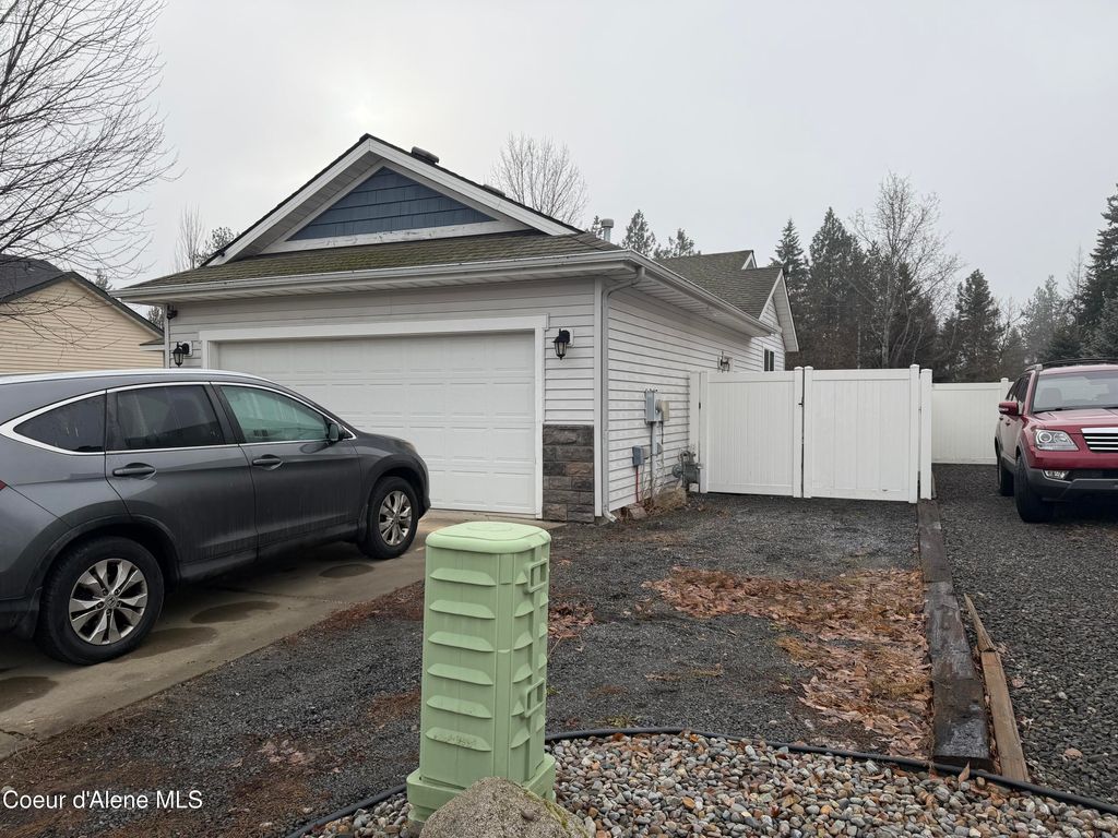 Photo of 3442 Calzado Dr, Coeur dAlene, ID 83815 (MLS # 26-950)