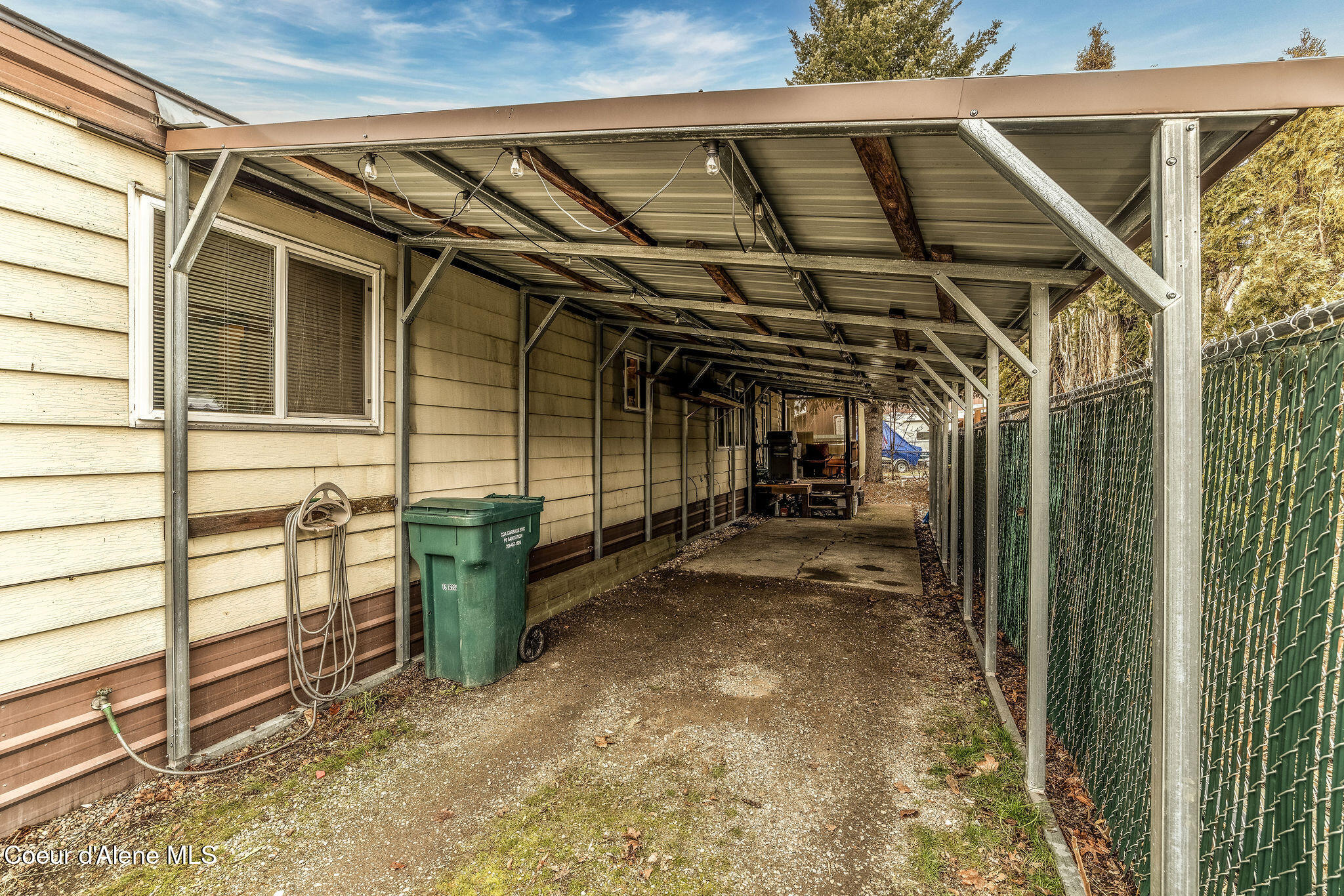 653 Wyoming