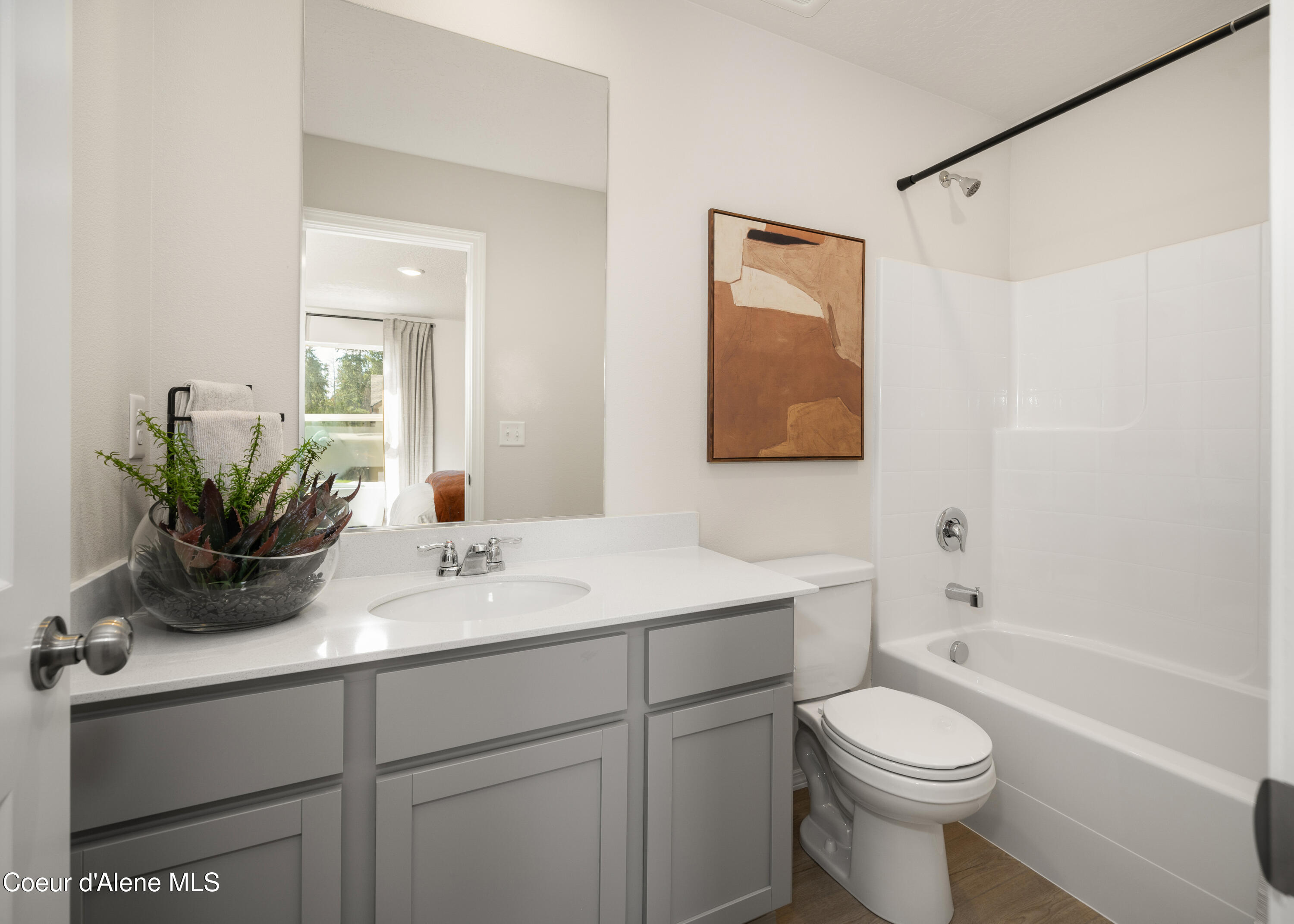 Hayden, Idaho 83835, United States, 2 Bedrooms Bedrooms, ,3 BathroomsBathrooms,Residential,Pending,157098