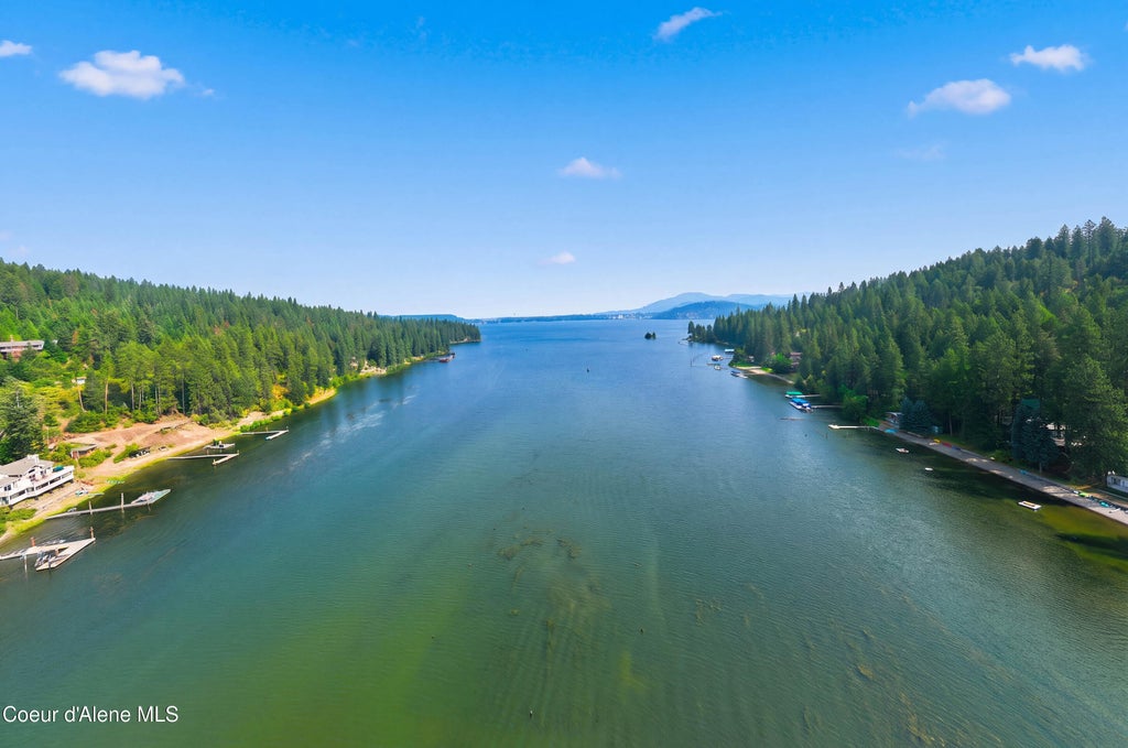 Photo of 1078 Peninsula DR, Coeur dAlene, ID 83814 (MLS # 26-7673)