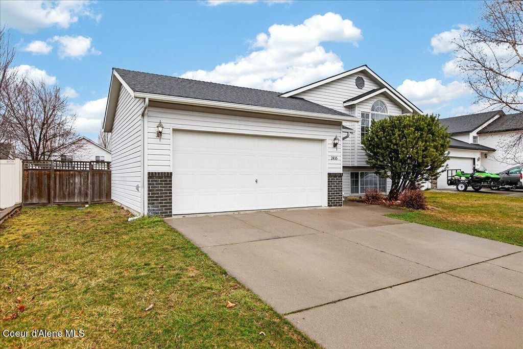 Photo of 2435 Bunchgrass Dr, Post Falls, ID 83854 (MLS # 26-2044)