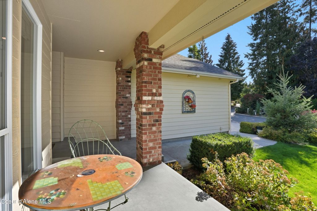 Photo of 5259 Rhodes Ct, Rathdrum, ID 83858 (MLS # 25-10321)