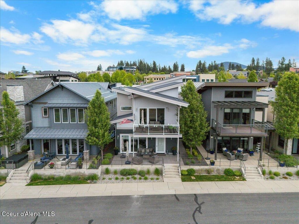 Photo of 1605 Bellerive Ln, Coeur dAlene, ID 83814 (MLS # 26-5389)