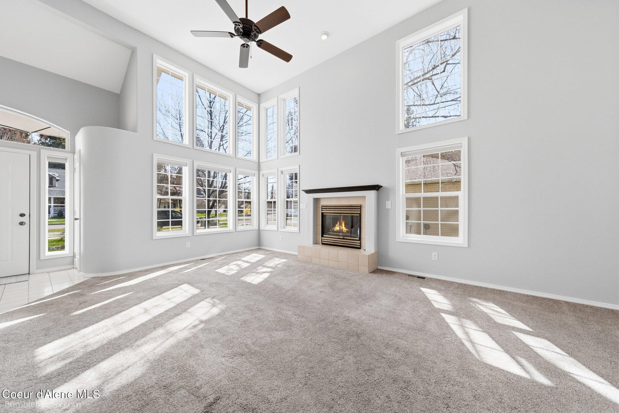 900 Riverside Harbor
